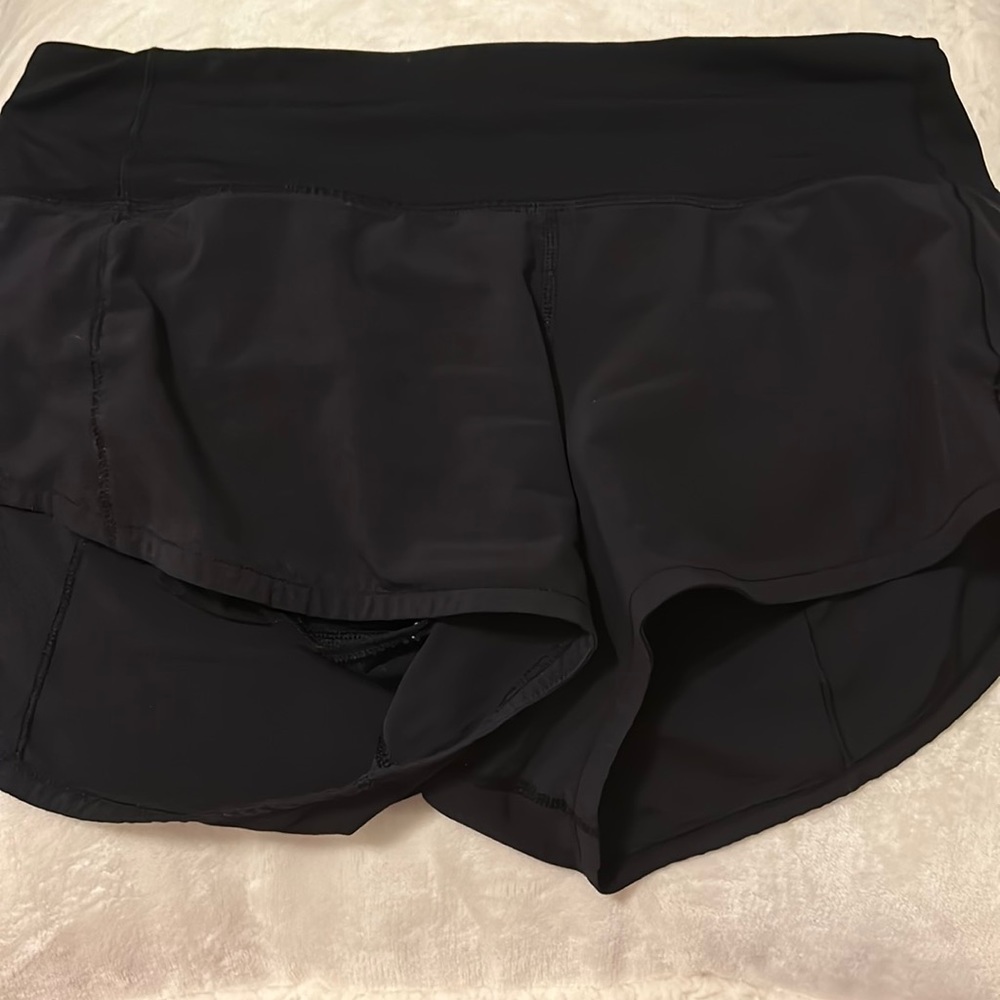 black lululemon speed up shorts